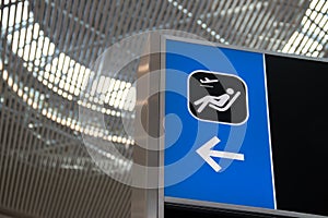 Airport signs, directions, gates and informations