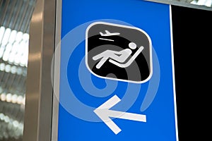 Airport signs, directions, gates and informations