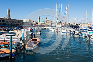 Akko port