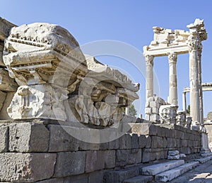 Akropolis antique city, Pergamon photo