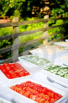 Al fresco food buffet