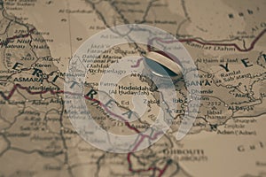 Al Hudaydah Hodeidah pinned on a map with flag of Yemen
