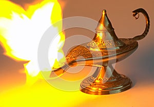 Aladdin's lamp - yellow version