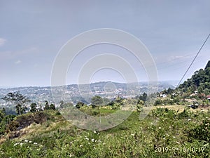 Alam yang indah  dan asri