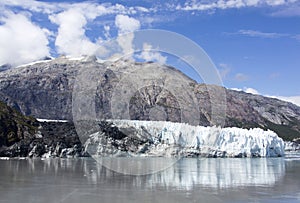 Alaska`s Melting Glacier Scenic