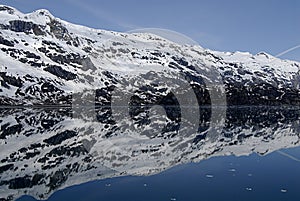 ALASKA/USA _GLACIER BAY_MOUNTIANS IN UA