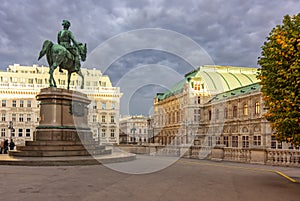 Albertinaplatz square and Vienna State Opera house, Austria