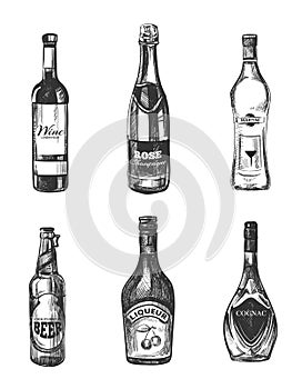 Alcoholic drinks in sketch hand drawn style