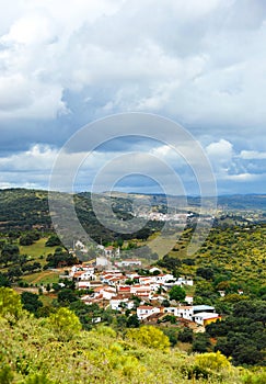 Aldea de Las CaÃ±adillas e, la Sierra Norte de Sevilla, AndalucÃ­a, EspaÃ±a