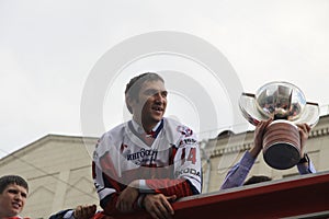 Alexander Mikhaylovich Ovechkin does the self against the backdrop of the Kremlin, Moscow