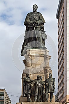 Alexandru Ioan Cuza statue photo