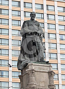 Alexandru Ioan Cuza statue
