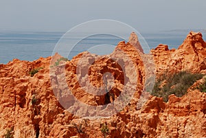 Algarve's FalÃÂ©sia Beach