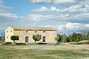 Algorfa, Barn being restored