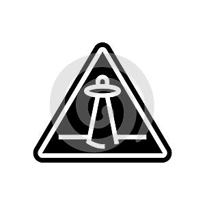 alien abduction warning glyph icon vector illustration