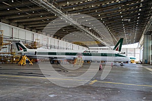 Alitalia Super MD 80