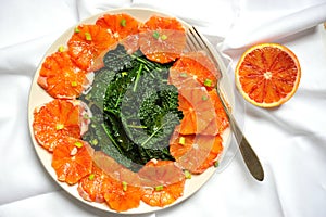 Alkaline, healthy, simple food : kale and red blood orange salad