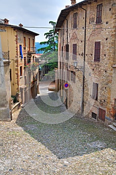 Alleyway. Castell'Arquato. Emilia-Romagna. Italy.