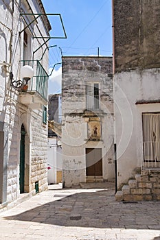 Alleyway. Minervino Murge. Puglia. Italy.