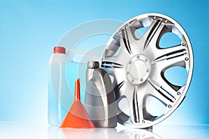 Alloy wheel with windshield washer fluid