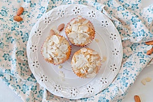 Almond muffin