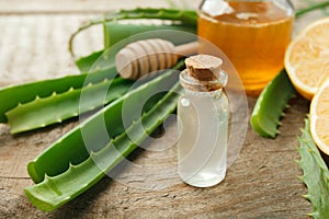 Aloe Vera, fresh lemon and honey. Natural facial, skin and hair care recipe.