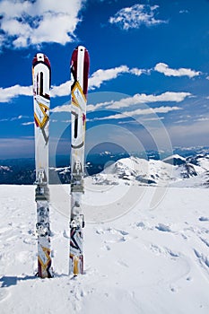 Alone ski
