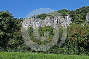 Along the velo on the canal du nivernais, rocks and cliffs, clamecy