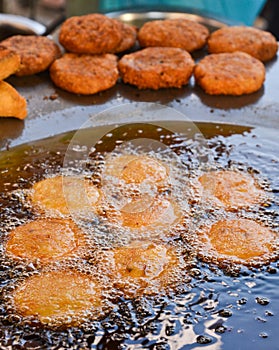 Aloo tikki chat