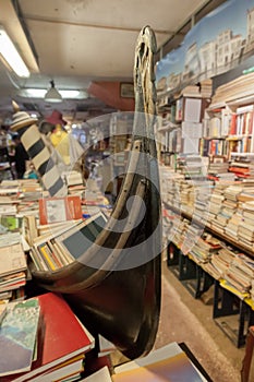 Bookshop in Venice photo