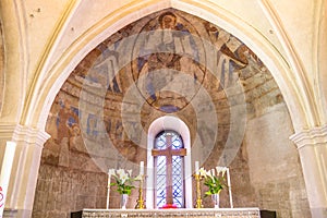 The altar and apse with christ pantocrator