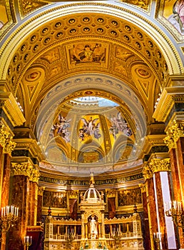 Altar Basilica Arch Saint Stephens Cathedral Budapest Hungary