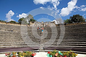 Altos de ChavÃÂ³n Amphitheater