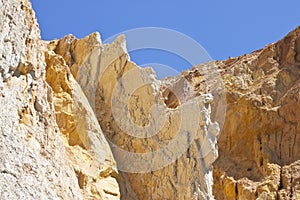 Alum bay - multi-coloured sand