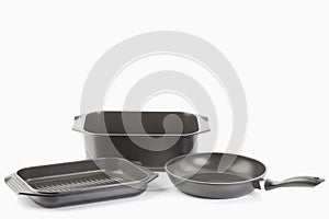 Aluminium cast frying pans