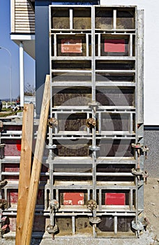 Aluminium form-work system