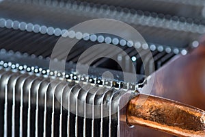 Aluminium radiator with copper heat pipe