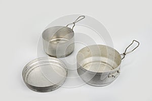 Aluminium set of pots for army. Camp cooking kit. Ceskoslovensky esus pre armadu