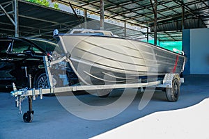 Aluminum boat 14 feet wait for paint