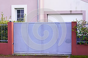 Aluminum gate brut row gray modern style home slide grey portal of suburb door house