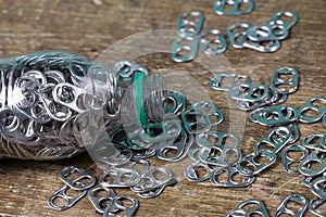 aluminum pull tabs