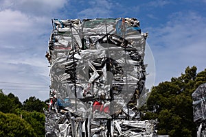 Aluminum scrap in cubes for remelting
