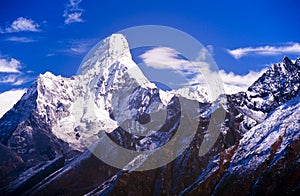 Ama Dablam, Nepal Himalaya photo