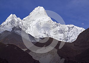 Ama Dablam mountain