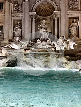 Amazing fountain di Trevi Rome photo