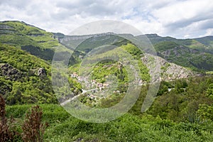 Nejblíže obec z balkánský hory 