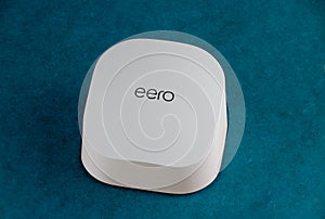 Amazon Eero 6 wifi internet router