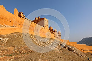 Amber fort were founded by ruler Alan Singh Chanda of Chanda dynasty of Meenas