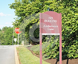 Ambulance lane sign