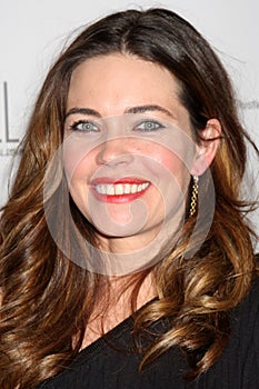 Amelia Heinle